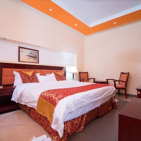 Falcon Heights Hotel Nanyuki Luaran gambar
