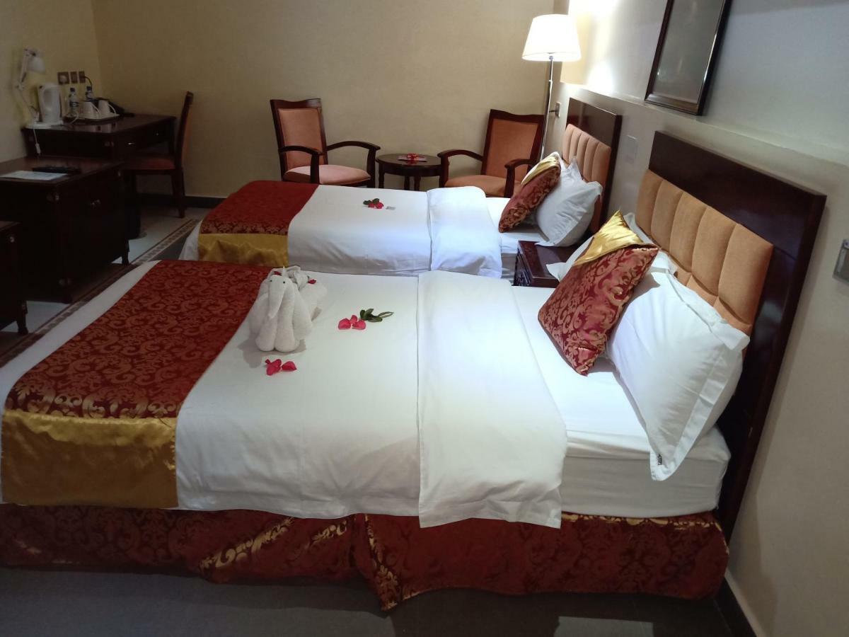 Falcon Heights Hotel Nanyuki Luaran gambar