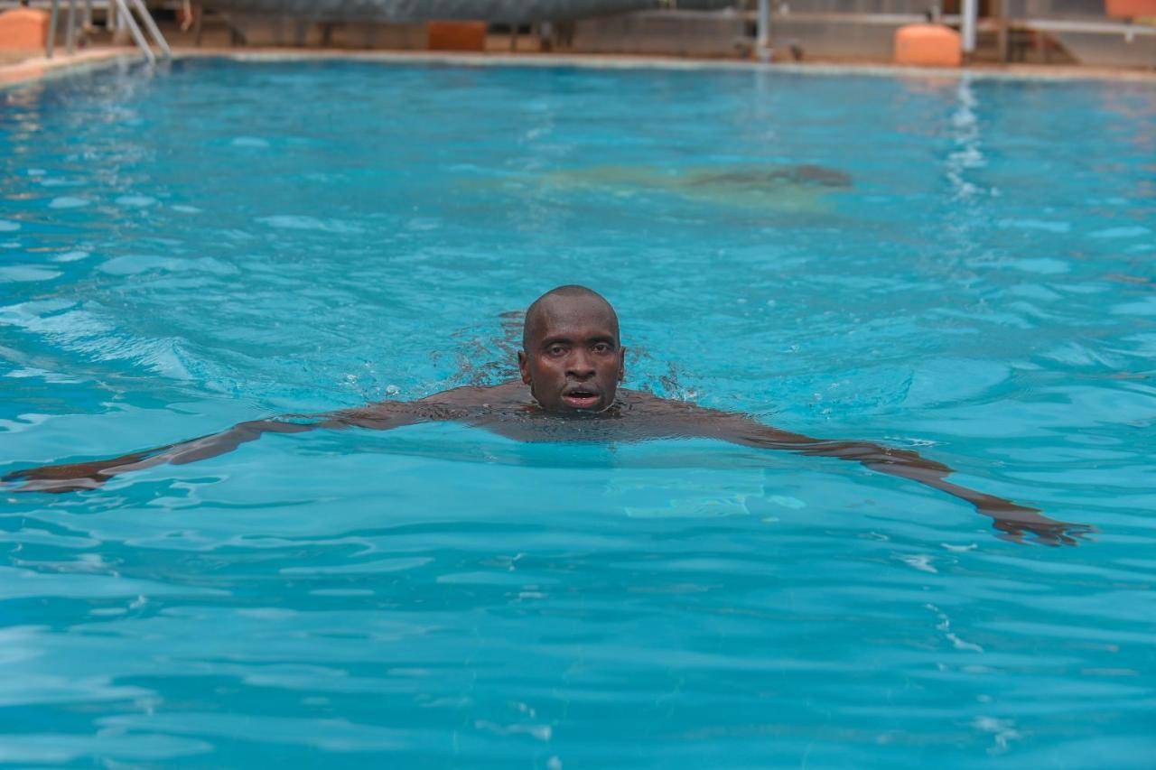 Falcon Heights Hotel Nanyuki Luaran gambar