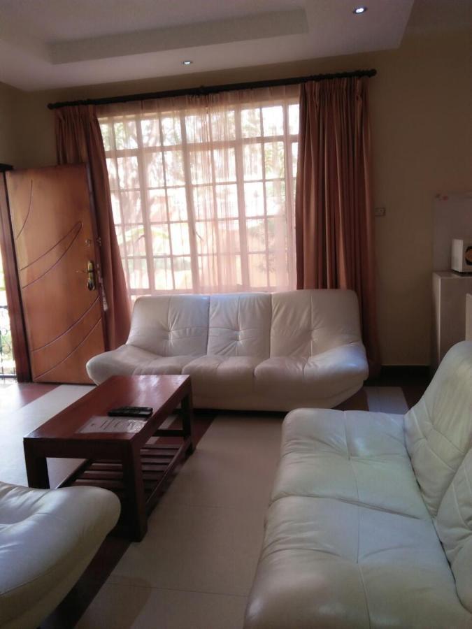 Falcon Heights Hotel Nanyuki Luaran gambar