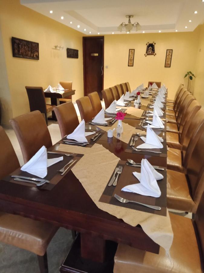 Falcon Heights Hotel Nanyuki Luaran gambar