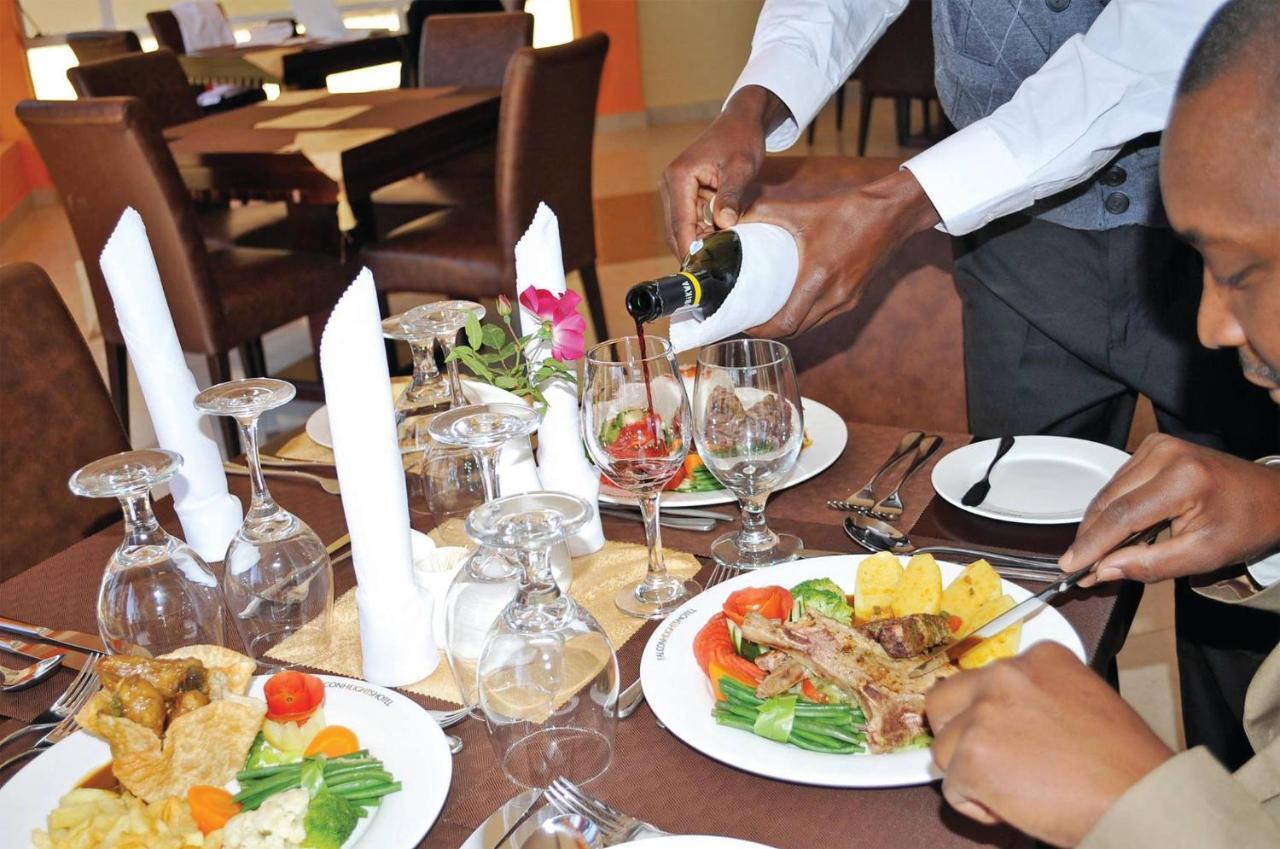Falcon Heights Hotel Nanyuki Luaran gambar