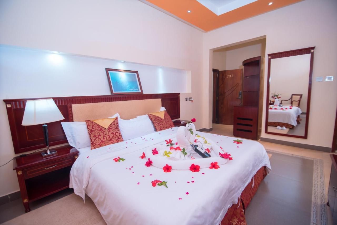 Falcon Heights Hotel Nanyuki Luaran gambar